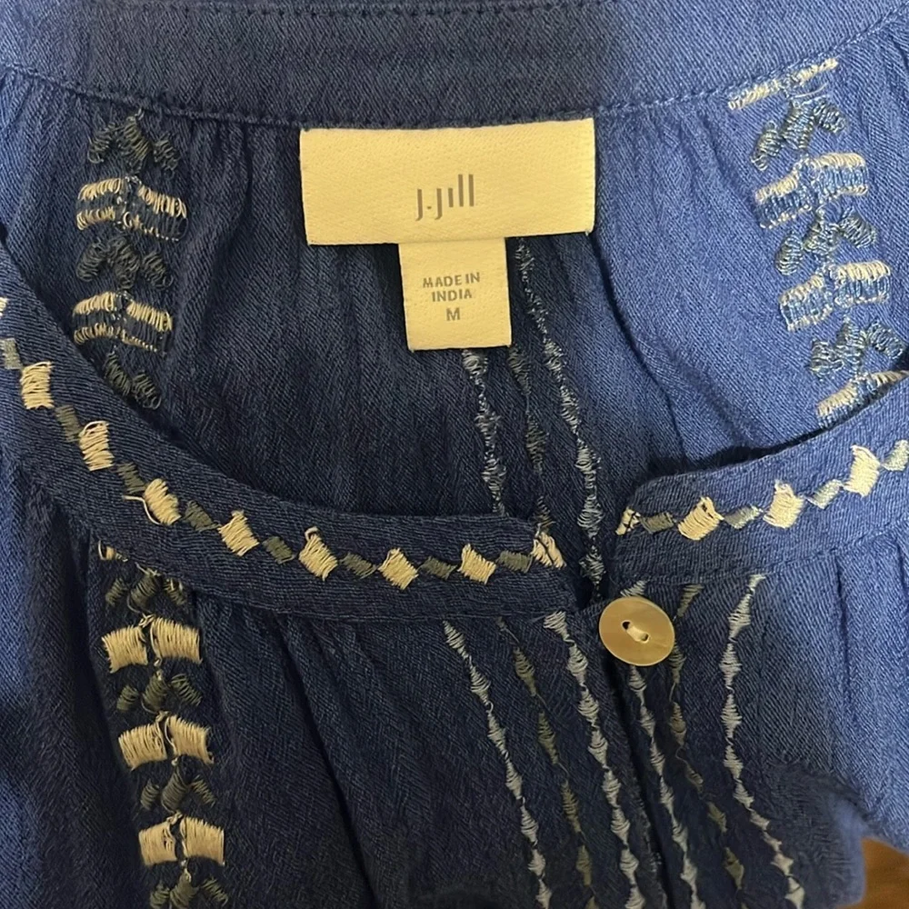 J. Jill Women’s Blue Embroidery Peasant Tunic  Top Balloon Sleeves Size Medium - Picture 5 of 6
